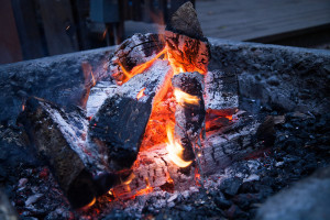 4 Easy Tips to Enjoy Campfire Cooking while Being Creative about Food