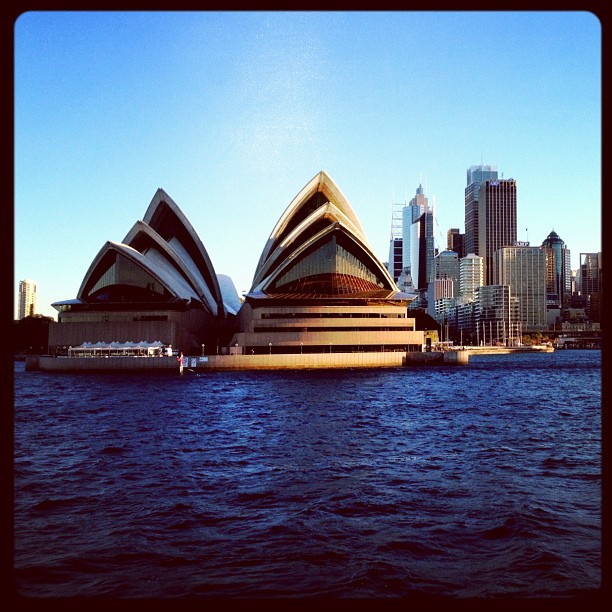 places to visit in sydney opera house