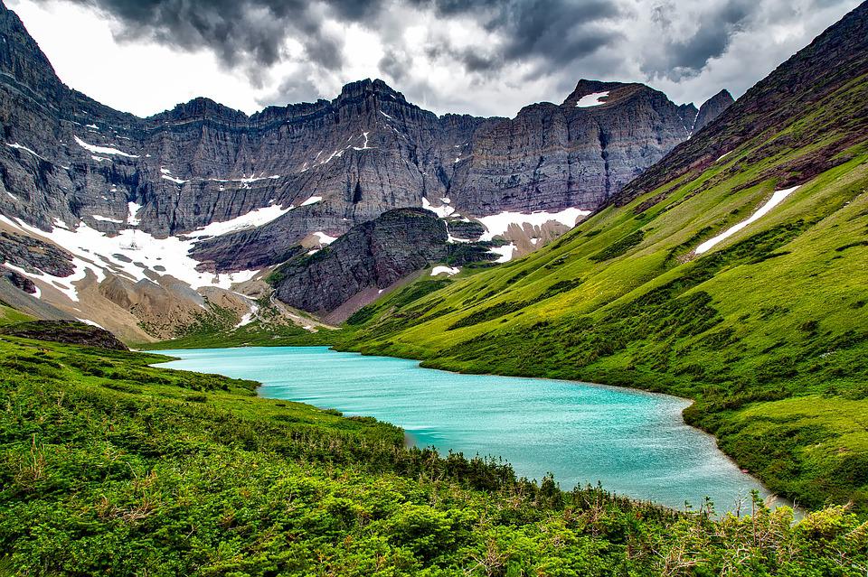 #What You Need to Know About Hiking in Glacier National Park